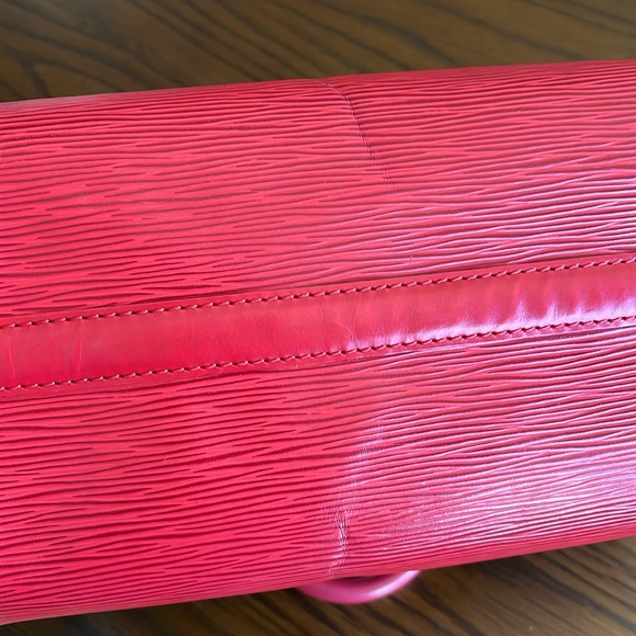 LV SPEEDY 25 RED EPI  UNBRANDED STRAP INCLUDED - Picture 16 of 17